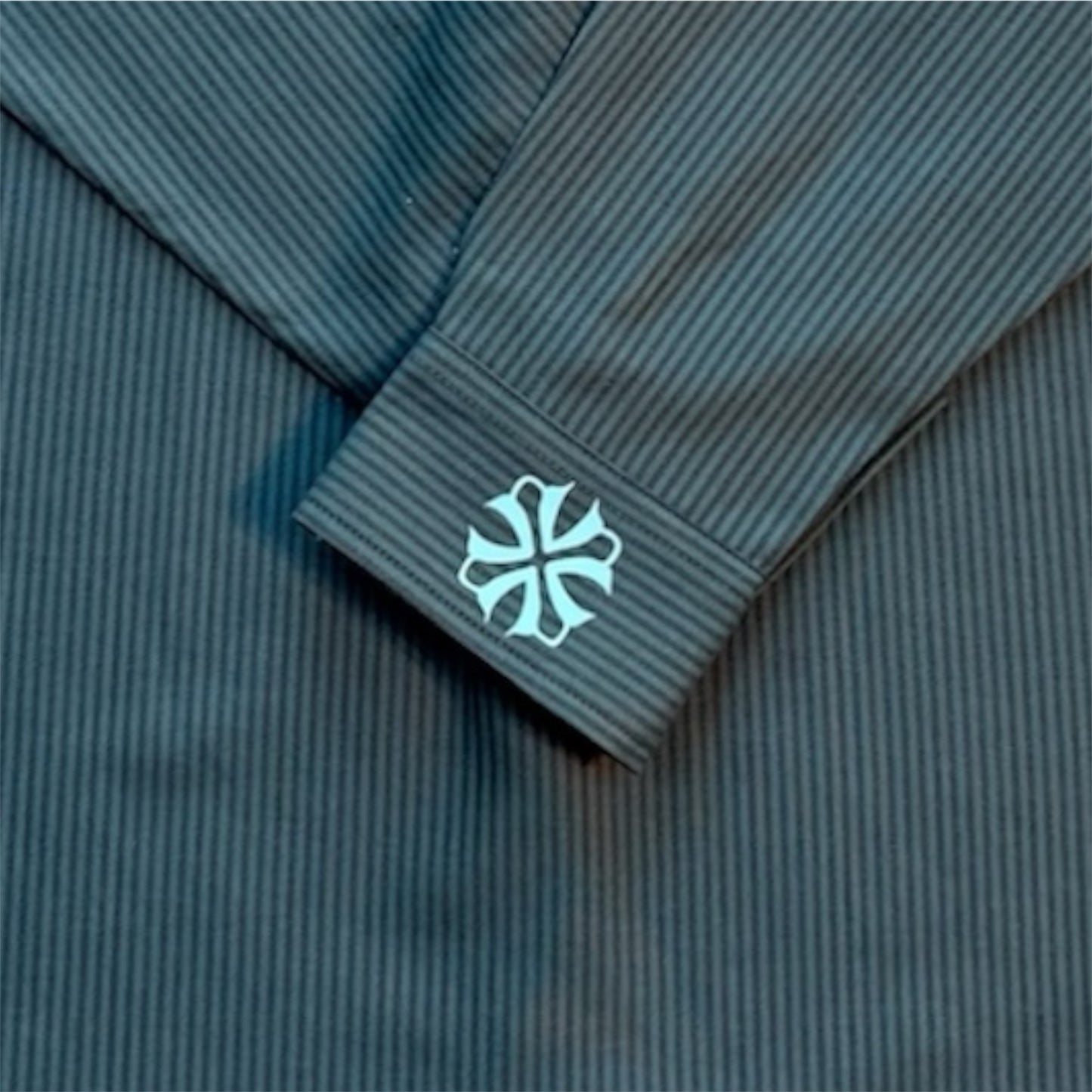 Dark Blue : Leave Me Alone